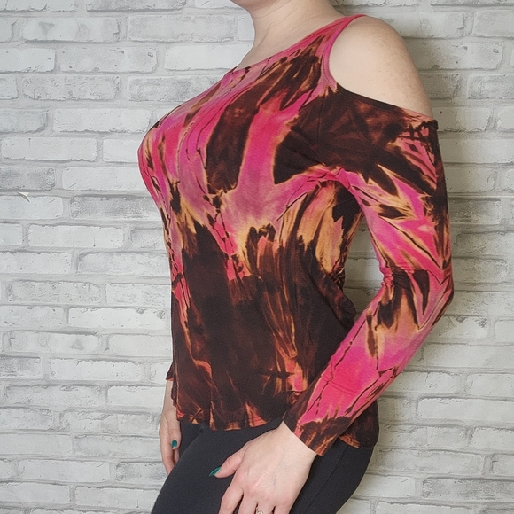 TMG New York Cold Shoulder Red Brown Tie Dye Top - Picture 11 of 14